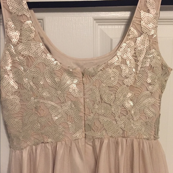💃Nude/Cream with sequined bodice. Beautifully understated and pretty. 💜 - Picture 4 of 8